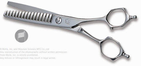 MizutanI Acro Yuragi 10 Hair Thinning Scissors 16-Teeth 

Cutting Ratio 35-40%